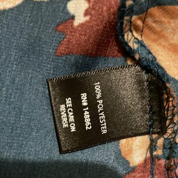 Torrid Brand Teal Blue Floral Satin Open Front Boho Kimono, 00/0 (M/L) - Picture 4 of 5